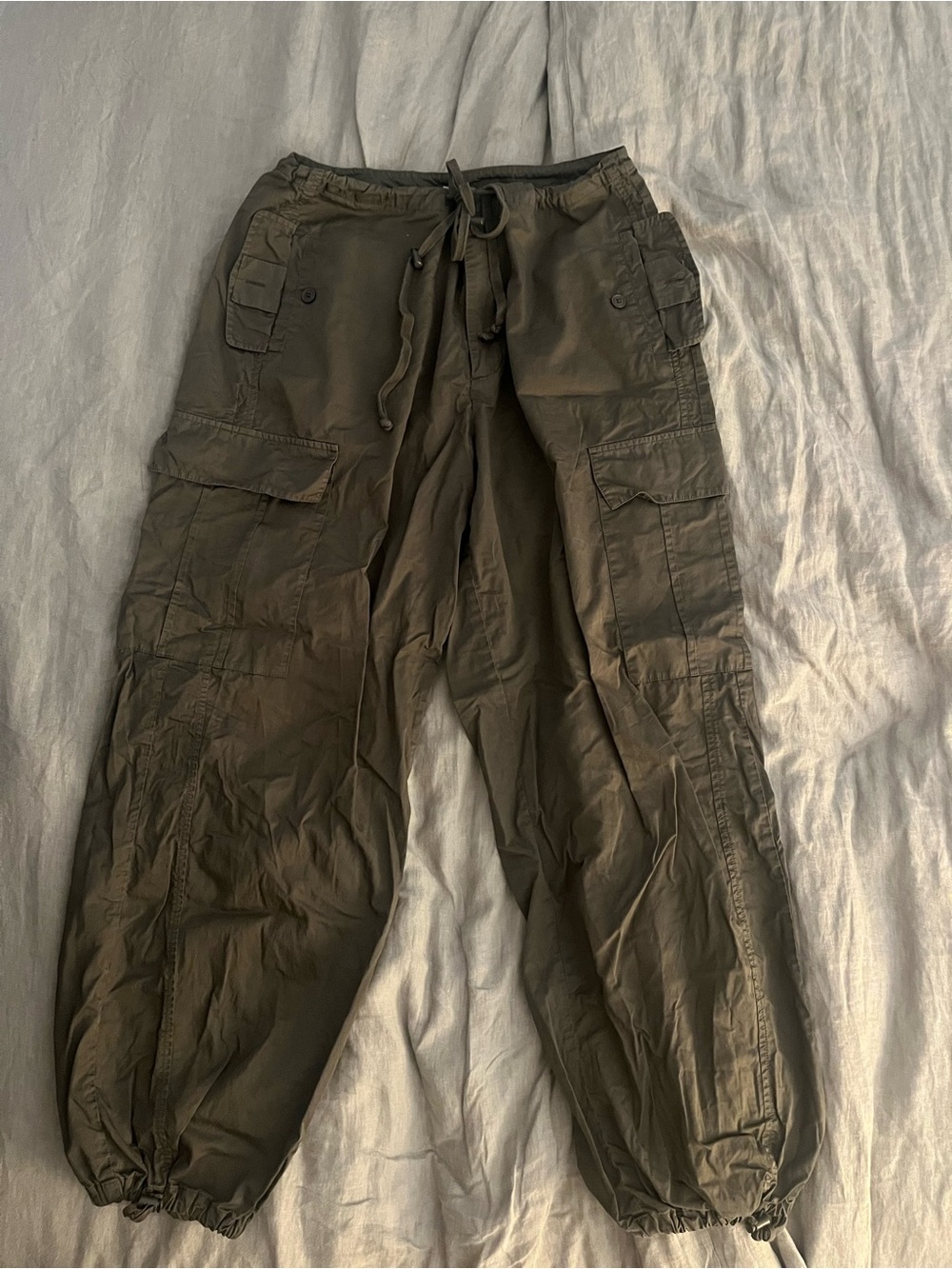 Good American Parachute Cargo Barrel Baggy Pants Olive Green